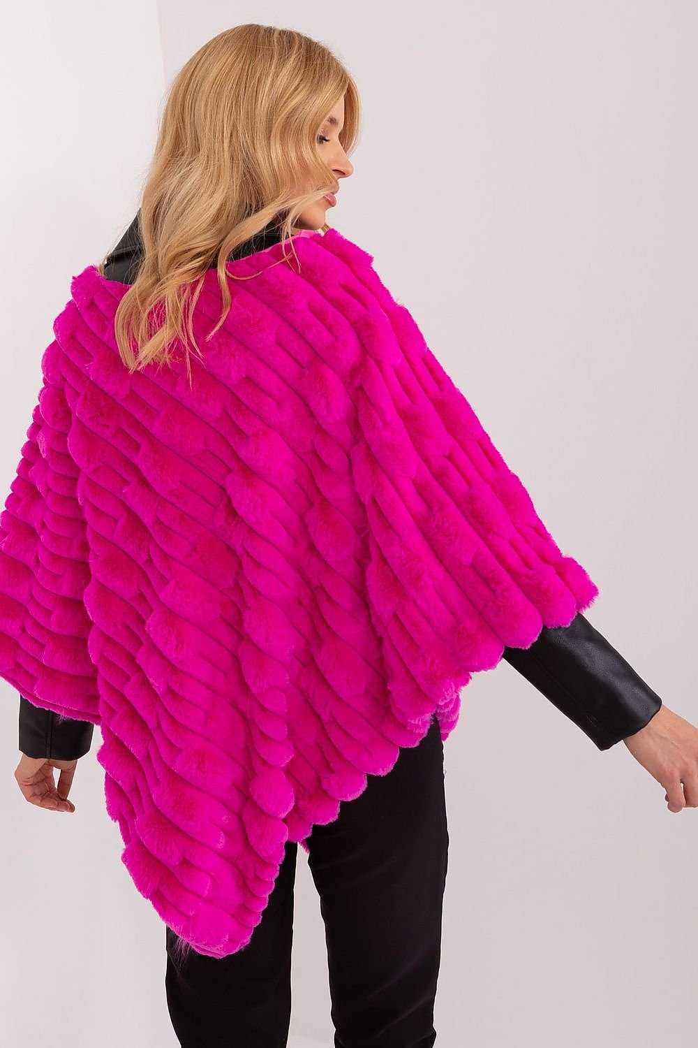 Poncho Model 200534 AT